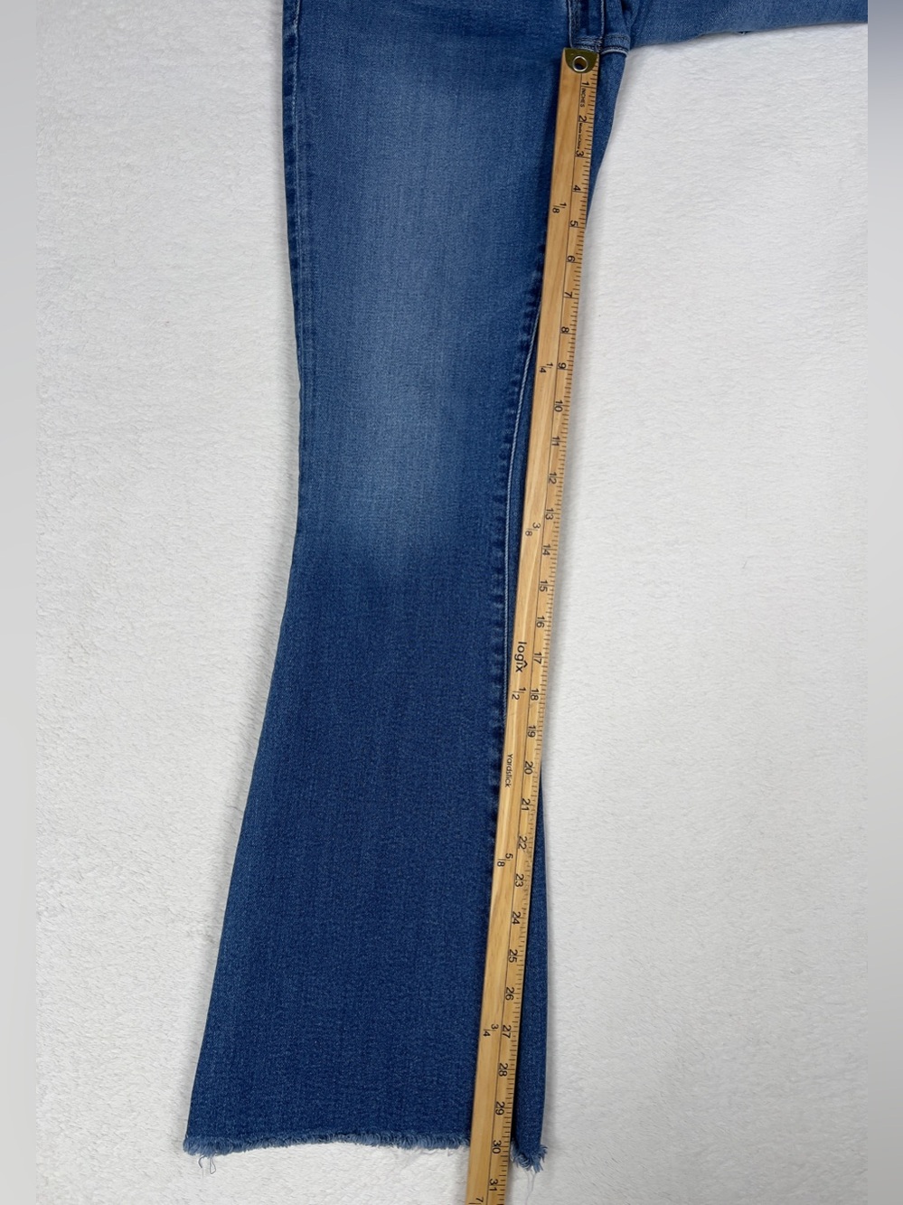 Mother The Weekender Fray Mid-Rise Flare Jeans Women's Size 29 Easy Does It - Picture 12 of 14